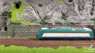 Modellbahnvideo Part 179; FS Intercity mit Autotransportwagen Epoche V