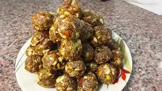Dry fruit laddu . सोंठ और ड्राई फ्रूट के लड्डू। ठंड में फायदे करने वाला लड्डू।