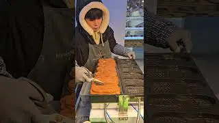 Korean Street Food | Crispy Bungeoppang Made Fresh in Winter #streetfood #shorts #foryou