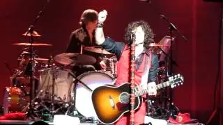 Enrique Bunbury Comerica Theatre Phoenix AZ