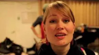 Helge Norbakken spiller hjemmelavet percussion med Lise Petersen marts 2011.m4v
