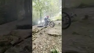 🤙😁 #downhill #mountainbike #bikepark #mtbtrails #bike