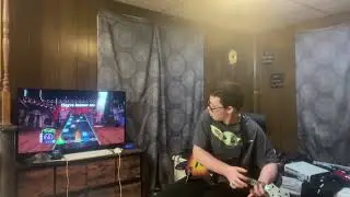 Guitar Hero III Through the Fire and Flames - They're Hammer-ons! 94% practice [face reveal kind of]