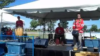 Jeff Salem's DrumsInU  Rhythm Squad performance