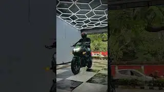 One in india ❤️🇮🇳 Kawasaki ZH2 Exhaust Sound #kawasaki10r #automobile #rider #zh2