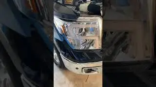 Headlamps Nissan Titan 2019