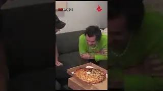 Harry Styles&rsquo; Hidden Camera Prank on a Pizza Delivery