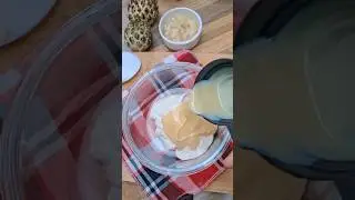 Easy creamy ice cream at home!!🍨 #shorts