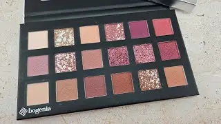 Палетка тіней для повік Bogenia Berry Galaxy Eyeshadow Palette 18 Color, 19.2 g