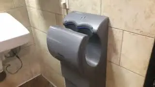 Dyson Airblade dB (older) @ Alpaca Peruvian Chicken, Wilmington, NC