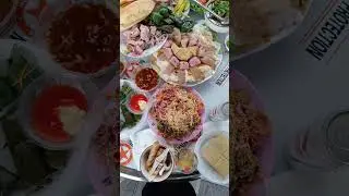 Tet fest Vietnam and food with my lovely local friends and singing karaoke😅