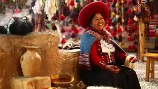 Proceso Completo De Elaboraci&oacute;n De Los Tejidos Tradicionales (Centro Textil De Chincheros, Per&uacute;).