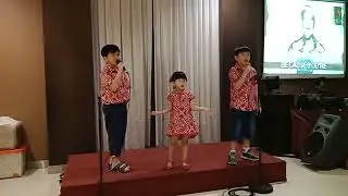 Wilson kenmy emily scofield singing at Central restaurant #chinesenewyear #familygathering(4)