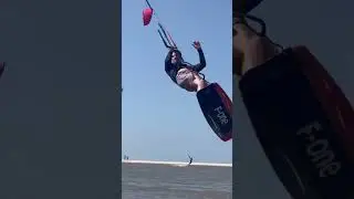 FRONTROLL TRANSITION!  Outra transi&ccedil;&atilde;o bonita e elegante 😛 #kitesurf