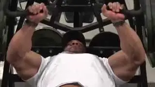 Inside the Walls: Phil Heath Trains Chest and Tris at ...destination DALLAS, TEXAS