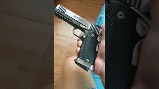 1911 Rock Island Armory / HARD CROME