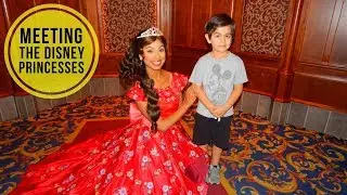 MEETING DISNEYLAND'S PRINCESSES !!
