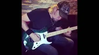 Adrian Smith playing 