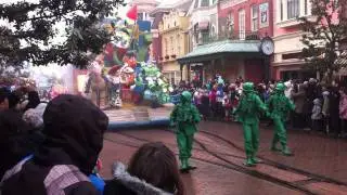 Cabalgata de Disneyland París para RAFAEL y MERCEDES 15/2/2012 parte 1