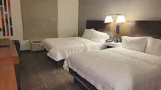 Hampton Inn & Suites Anaheim Resort Convention Center