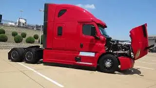 2025 Freightliner Cascadia 