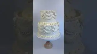 The last of the 3 almost matching wedding cakes #cakedesign #weddingcake #wedding #cake #bakery