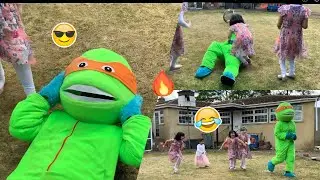 AZIZA AND ZEHRA PLAY WITH THEIR BEST FRIEND SILLY BILLY THE GREEN TURTLE 😂| EID SPECIAL!