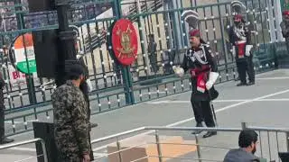 Lahore' wagha border pirate best moment fight & friend ship