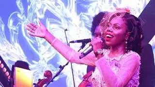 Lwakukiriza (Live) - Rowenah Birungi