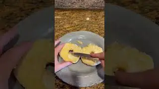 Не выбрасывайте эти засохшие глазированные пончики! #пончик #пончики