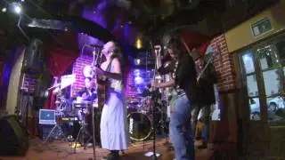 Luna Runera - @Beer Hall(30May2013)