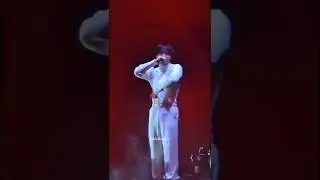 HAN PERFORMING RAILWAY #skz #straykids #hanjisung