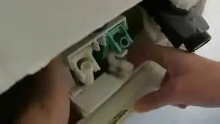 WC loopt door Geberit inbouwwc uit elkaar halen