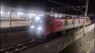 ムドJR貨物金太郎EH500&minus;49とDD200&minus;12下関駅