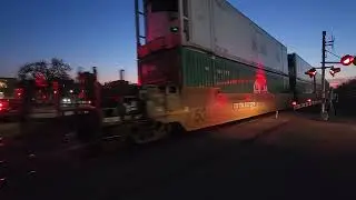 2 UP freight trains & 3 Metra Trains In Elmhurst, IL On (11/14)