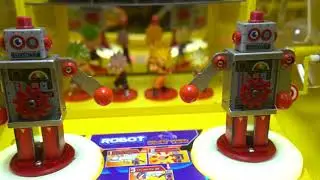 Mini Robot Prize - Redemption Games