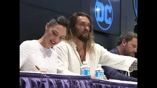 Fan frenzy for 'Justice League'