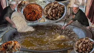 THE BEST GOLDEN BEEF AFGHANI PULAO MAKING - GIANT 700KG KABULI PULAO RECIPE - PESHAWAR STREET FOOD