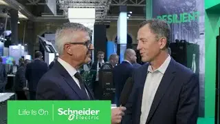 Together Energy Efficiency and Renewables Reduce Data Centre Emissions | Schneider Electric