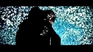 Elesy KING - Une Poussi&egrave;re Dans Le Noir (Official Live Music Video)