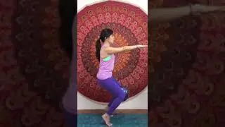 Improve your balancee with this standing pilates movement #corestrengthening #improvebalance