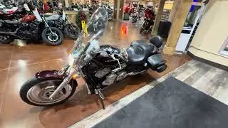 2004 Harley-Davidson V-Rod - Screamin Eagle Slip Ons, Detachable Windshield 