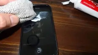 How To Clean Mobile Screen With Toothpaste.  कोलगेट से आपण मोबाईल क्लीन कैसे करे
