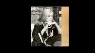 Melina Mercouri, L' oeillet rouge