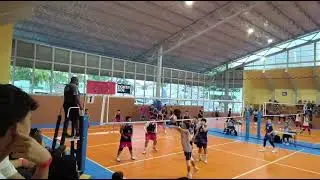 15 U Libero Gabriel V&eacute;lez #7 looking very active 