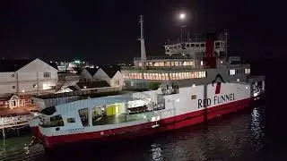 Red Funnel Ferry Red Osprey departing Southampton