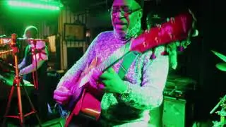 WHAT'S GOING ON - Perry Hughes with RYZ