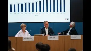 Senatspressekonferenz am 22.07.2025 mit Finanzsenator Stefan Evers