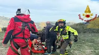 Tragedia tra Pallagorio e Casabona trattore precipita in un burrone di 100 metri, due morti e ferito