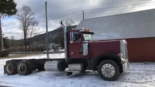 Peterbilt 379 Big Cam Cummins Cold Start